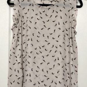 LOFT Sleeveless blouse Size Small
